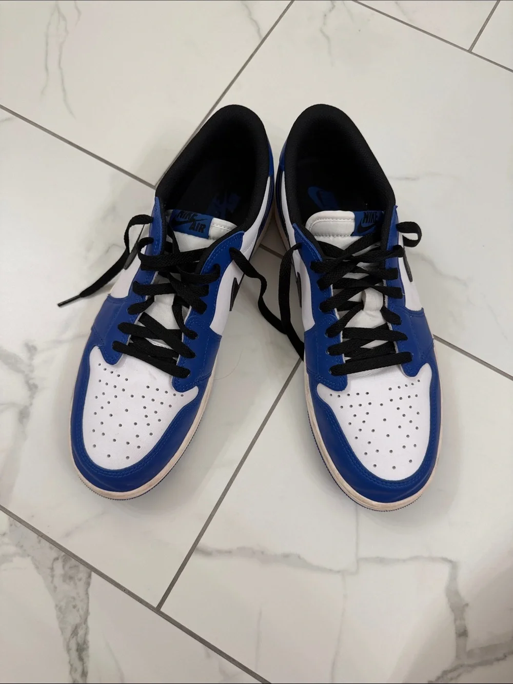 Nike Men’s Low Top Sneakers White Black Blue